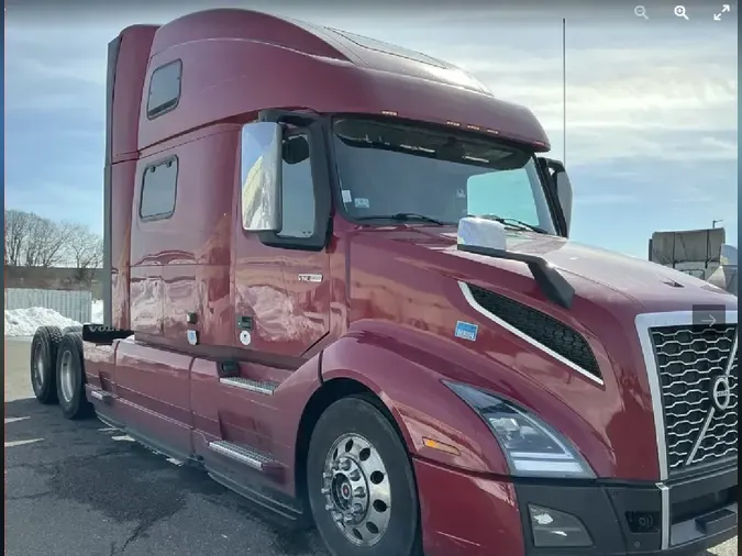 2024 VOLVO VNL64T860