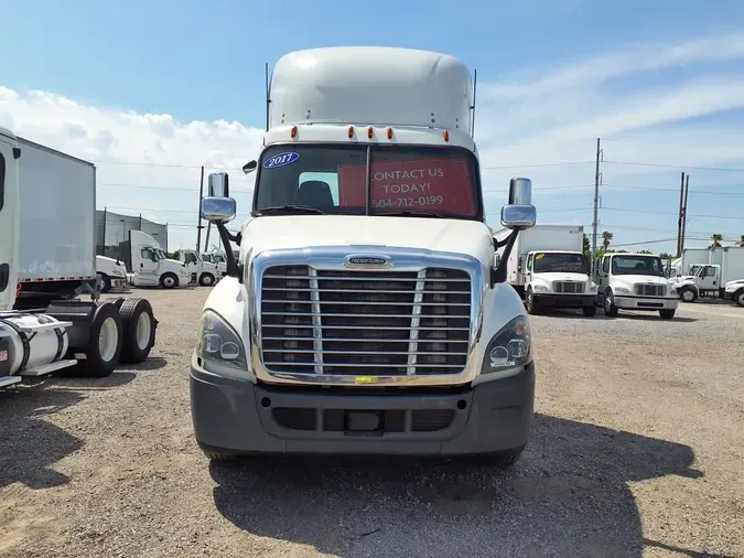 2017 FREIGHTLINER CASCADIA 125