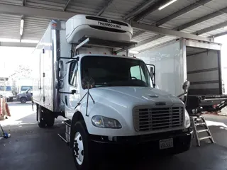 2017 FREIGHTLINER/MERCEDES M2 106