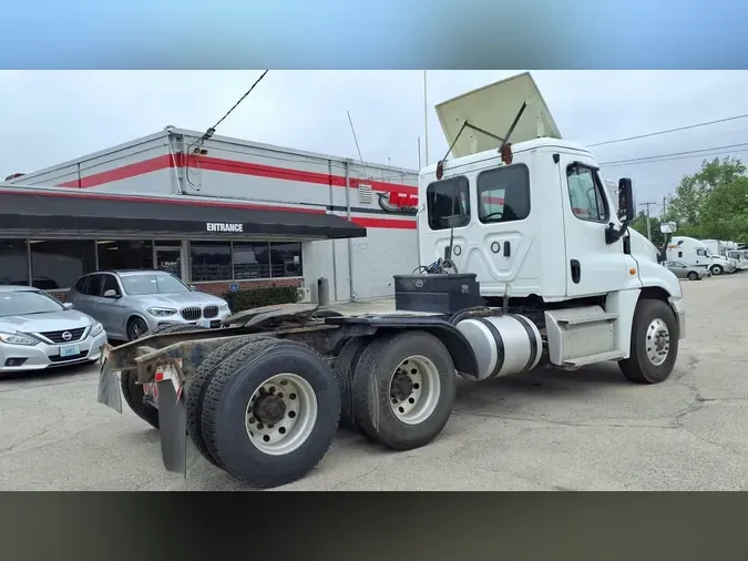 2020 FREIGHTLINER/MERCEDES CASCADIA 125