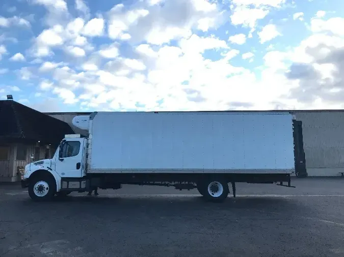 2016 Freightliner M2