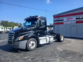 2019 FREIGHTLINER/MERCEDES NEW CASCADIA 126