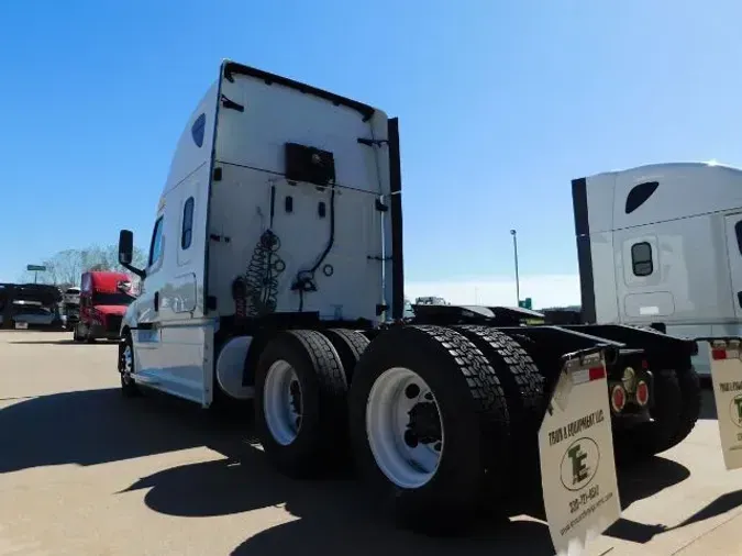 2020 Freightliner New Cascadia 126
