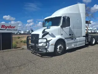 2020 VOLVO VNR64T-640