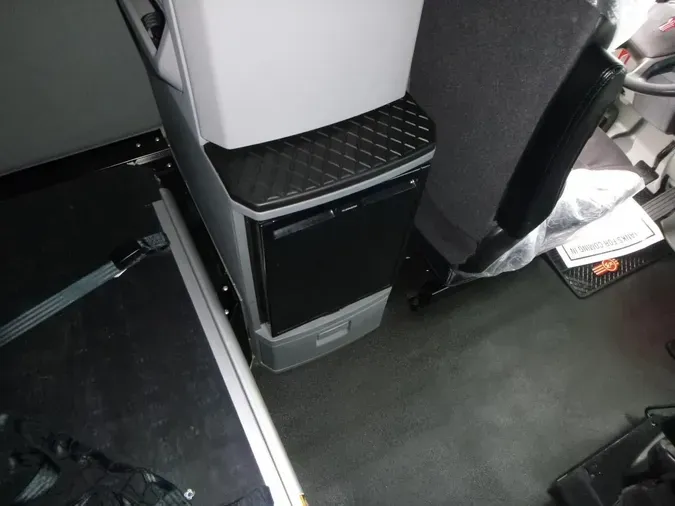 2022 Kenworth T680830d7374ba16f4756622c3e27f48352d