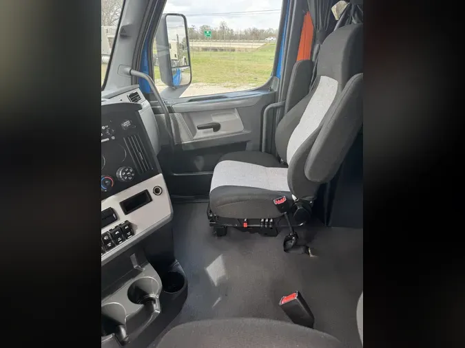 2022 Freightliner Cascadia