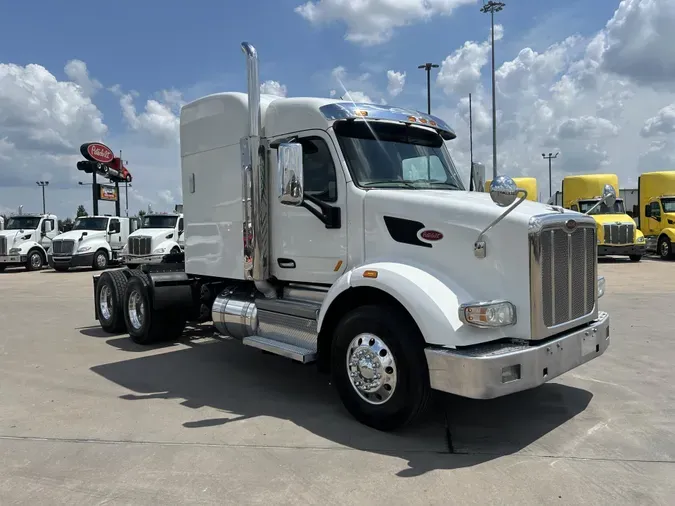 2021 Peterbilt 567