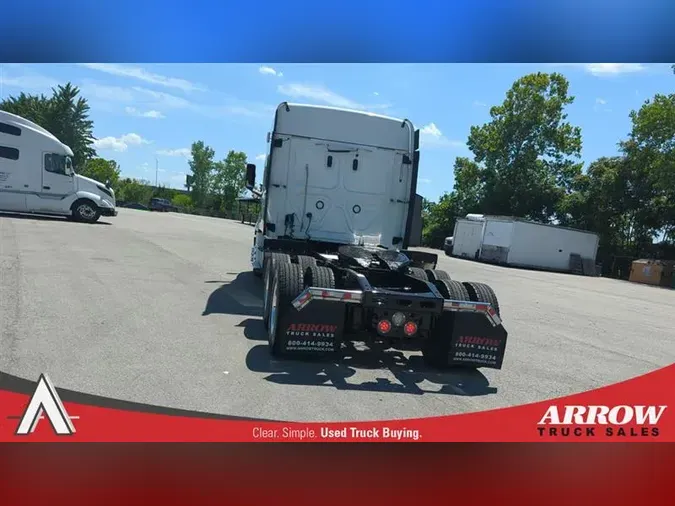 2019 FREIGHTLINER CA126