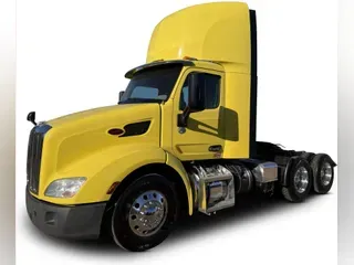2021 Peterbilt 579