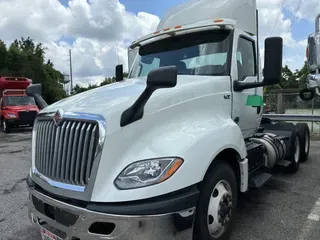 2020 NAVISTAR INTERNATIONAL LT625 DAYCAB T/A