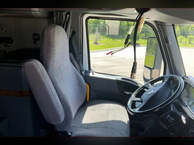 2021 INT LT625 6x4