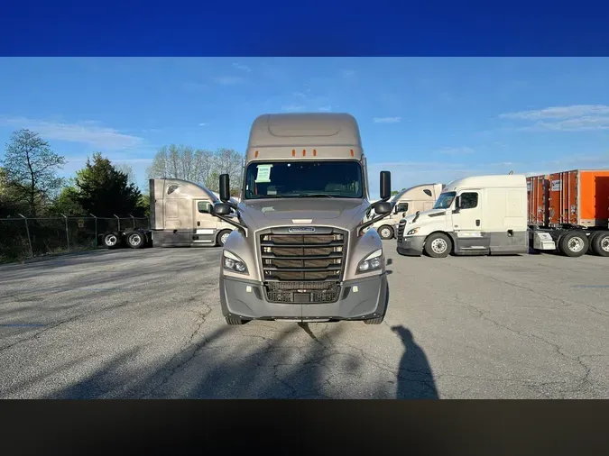 2022 Freightliner Cascadia
