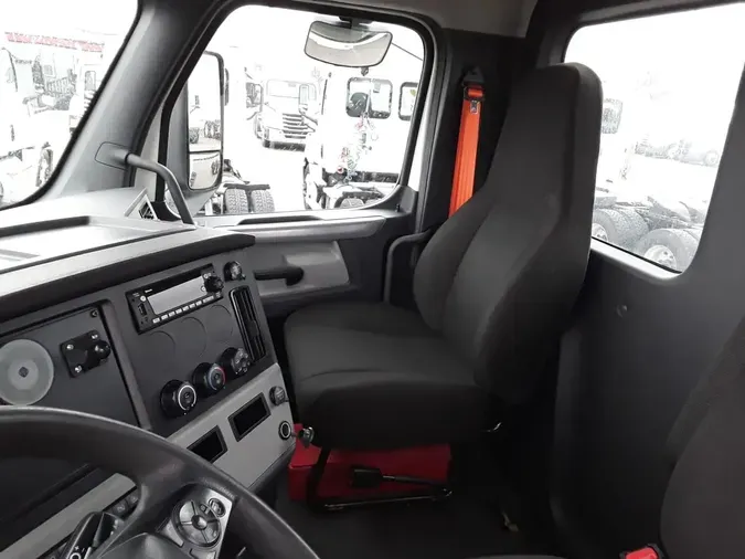 2022 FREIGHTLINER/MERCEDES CASCADIA PX12642ST