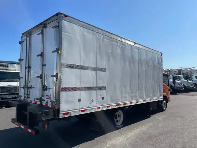2019 FREIGHTLINER M2 106