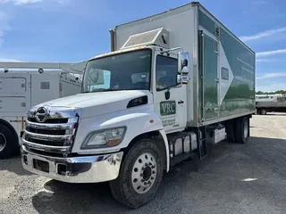 2013 HINO 338