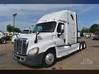 2011 FREIGHTLINER CASCADIA 125