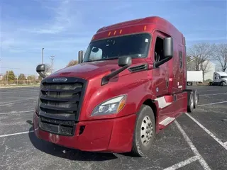 2019 FREIGHTLINER CA126