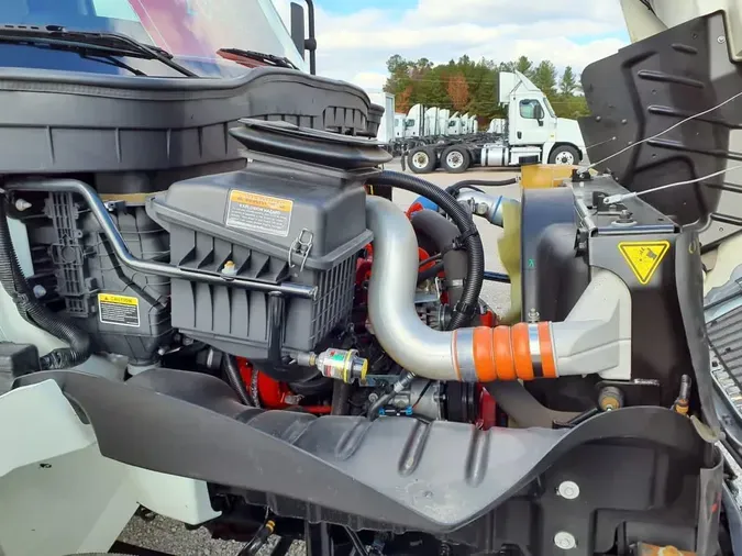 2020 NAVISTAR INTERNATIONAL MV607 (4X2)832f3ab957bd9f03f286cd0541fbf935