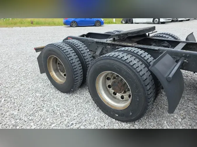 2018 Volvo VNL300