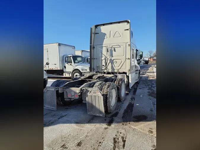 2021 FREIGHTLINER/MERCEDES NEW CASCADIA PX1266483300f36677ce195cf7ebe1ada523212