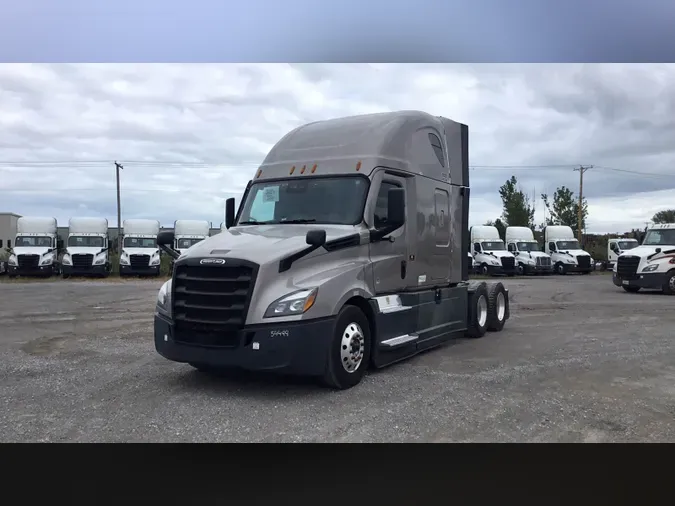 2023 Freightliner Cascadia 126