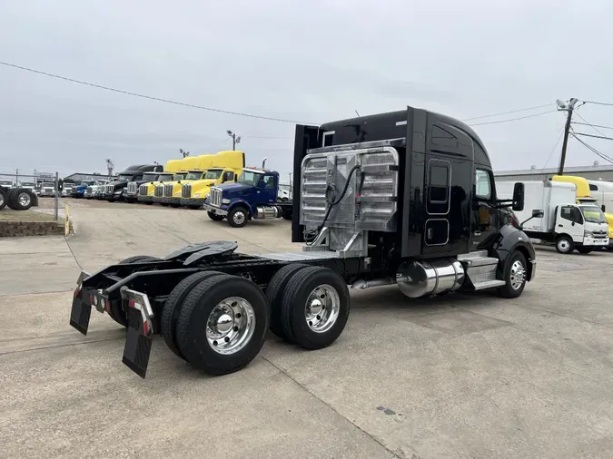 2022 Kenworth T680