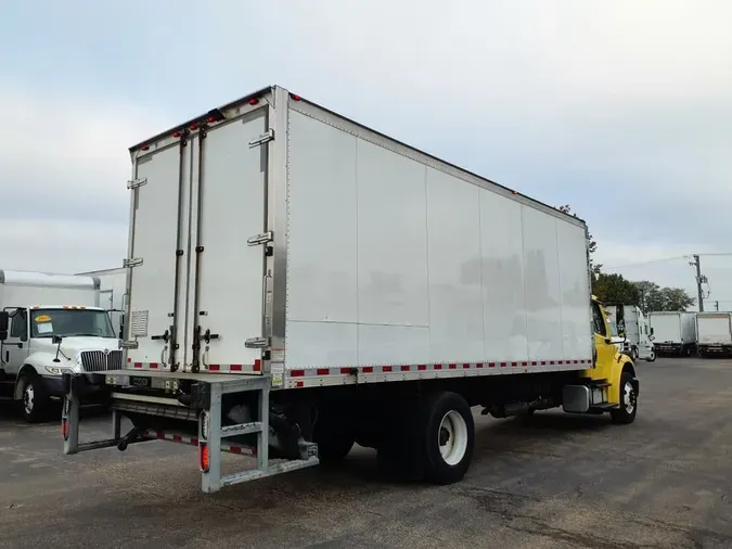 2016 FREIGHTLINER/MERCEDES M2 106