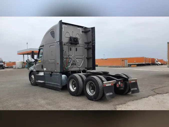 2021 Freightliner Cascadia