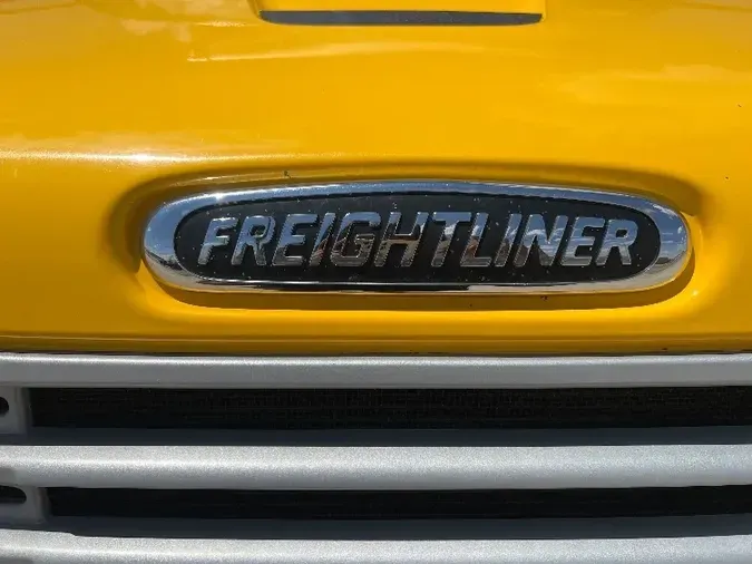 2019 Freightliner M2