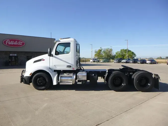 2023 Peterbilt 579