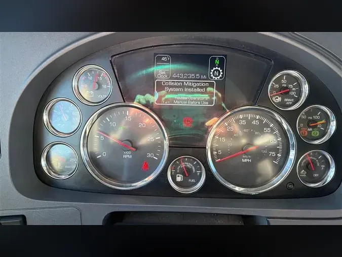 2022 KENWORTH T680833844b4e4bd510a633805ef595e2262