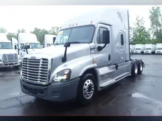 2017 FREIGHTLINER/MERCEDES CASCADIA 125