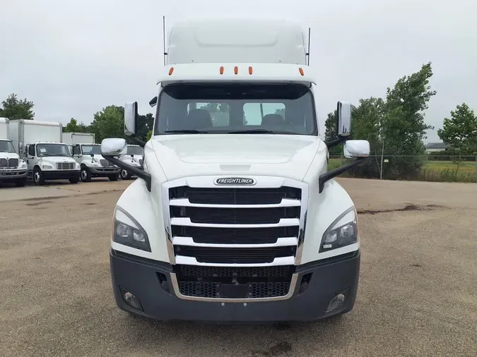 2019 FREIGHTLINER NEW CASCADIA PX12664