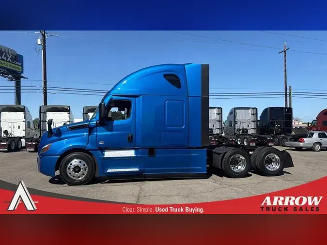 2022 FREIGHTLINER CA126