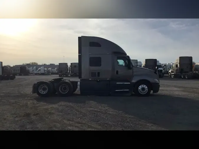 2022 International LT834d11eb5aa015f13bbcfedc16682714