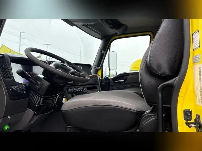 2018 INTERNATIONAL RH613