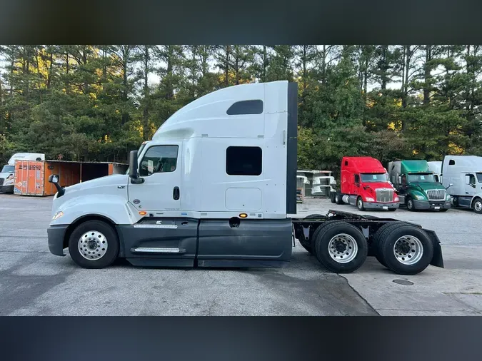 2022 International LT