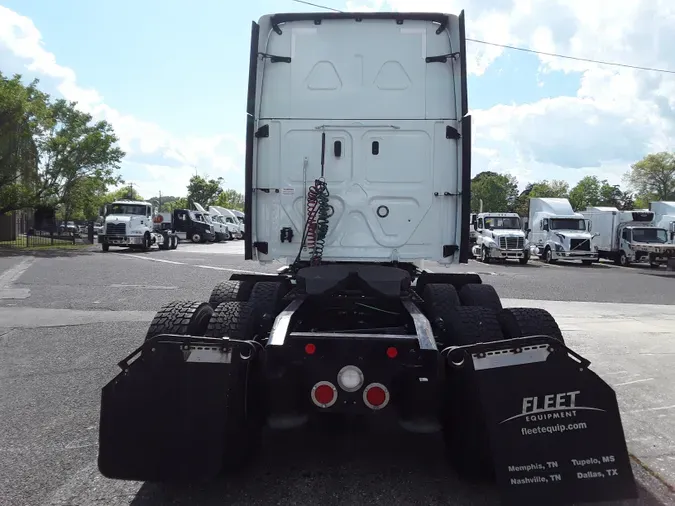 2019 FREIGHTLINER/MERCEDES CASCADIA 125