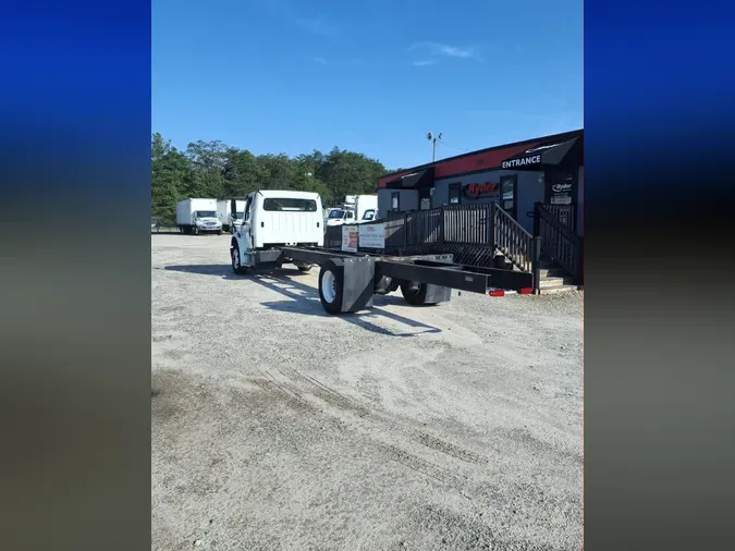 2019 FREIGHTLINER/MERCEDES M2 1068356d28cccf9c39dc2db51f70858e0c5