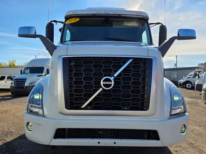 2020 VOLVO VNR64T-6408358ae48f07575ecdc07a55438387c8a