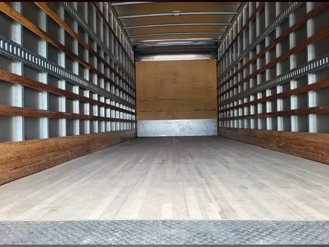 2020 FREIGHTLINER/MERCEDES M2 106