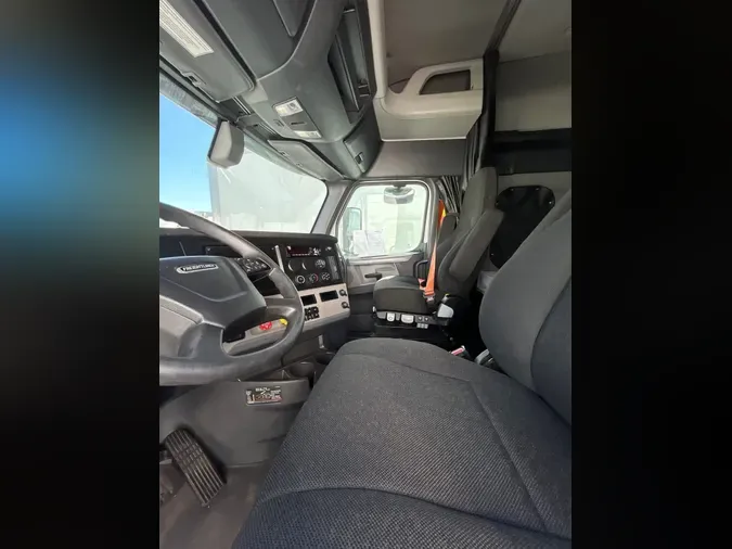 2020 FREIGHTLINER/MERCEDES NEW CASCADIA 116