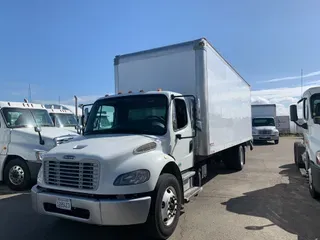 2015 Freightliner M2 106