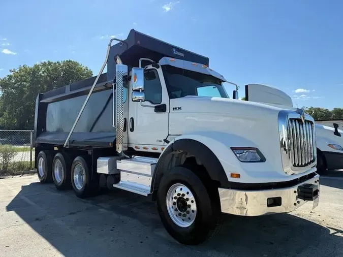2022 International HX620