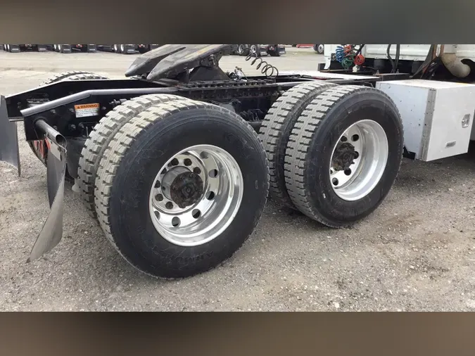 2022 Freightliner Cascadia 126836c4644a209f2f806140d135b238266