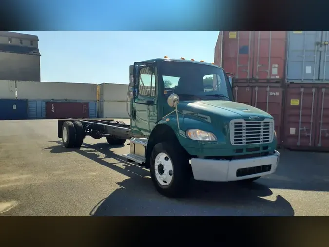 2021 FREIGHTLINER/MERCEDES M2 106