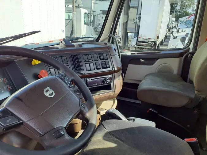 2016 VOLVO VNL64TRACTOR