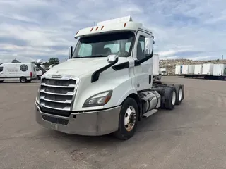 2019 FREIGHTLINER/MERCEDES NEW CASCADIA 116
