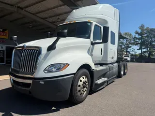 2022 International LT625