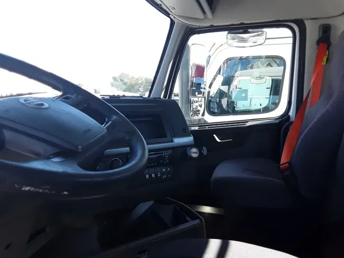 2019 VOLVO VNL64T-300837d414015bdbbdbf7d08ba861636e19